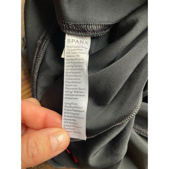 Spanx Faux Leather Leggings Black Small Shapewear - Picture 8 of 12